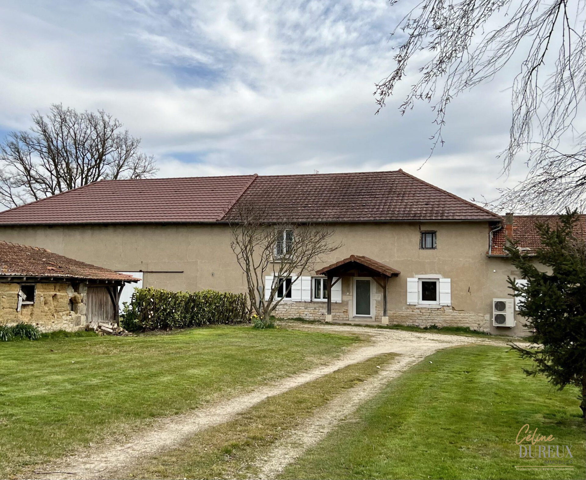 Grande maison au calme avec jardin